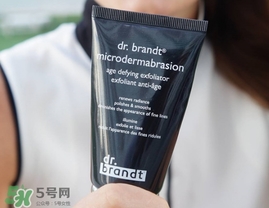 dr.brandt柏瑞特微晶磨砂膏怎么用？柏瑞特微晶磨砂膏用法