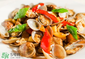 花甲怎么炒才開口？炒花甲為什么不開口？