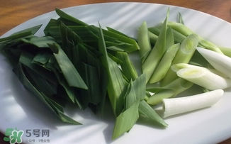 蒜苗屬于堿性食物嗎？蒜苗是酸性還是堿性