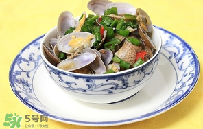 花甲需要去內(nèi)臟嗎？花甲內(nèi)臟怎么清理？