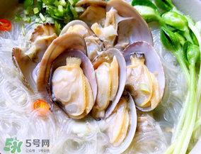 花甲發(fā)臭還能吃嗎？花甲買回來有點臭可以吃嗎？