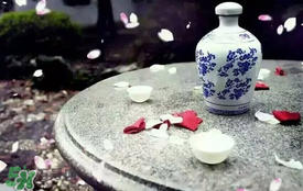 桃花醉酒好喝嗎？喝桃花醉酒有什么好處？