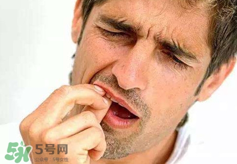 牙齒松動能自己恢復嗎？牙齒松動會自己恢復嗎