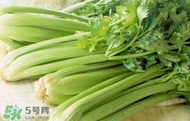 芹菜汁生喝一天幾次？芹菜汁生喝一次喝多少