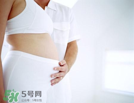 孕婦可以聞?dòng)推嵛秵?？孕婦聞了油漆味對(duì)胎兒有影響嗎？