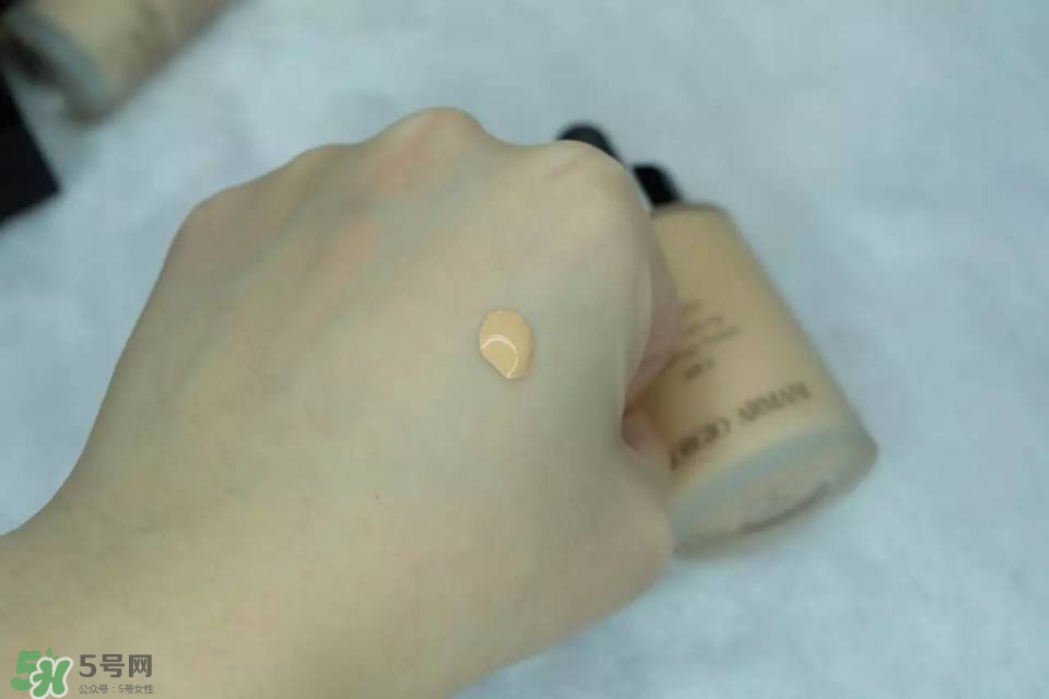 混合皮用什么粉底液？混合皮膚用什么粉底液比較好？