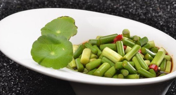 蒜苔怎么處理？蒜薹炒之前要怎么處理