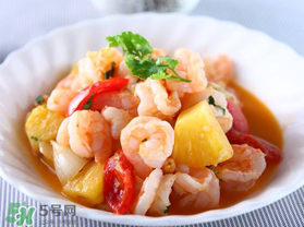 蝦爬子能和菠蘿一起吃嗎？菠蘿和蝦爬子能同時(shí)吃嗎？