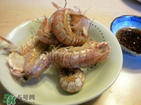 皮皮蝦和草莓能一起吃嗎？吃完皮皮蝦能吃草莓嗎？