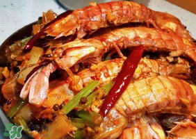 皮皮蝦和草莓能一起吃嗎？吃完皮皮蝦能吃草莓嗎？