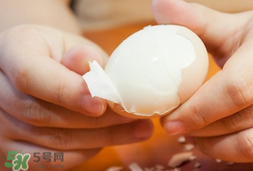 蝦爬子能和雞蛋一起吃嗎？蝦爬子和雞蛋能同吃嗎？