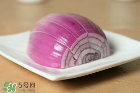 洋蔥和皮皮蝦能一起吃嗎？皮皮蝦和洋蔥可以同吃嗎？