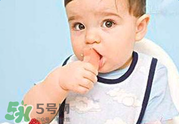 為什么不能給寶寶吃果凍？寶寶千萬(wàn)不能吃的5種危險(xiǎn)食物