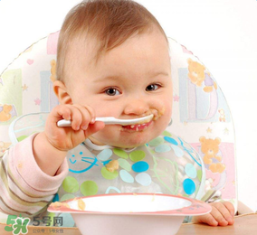 為什么不能給寶寶吃果凍？寶寶千萬(wàn)不能吃的5種危險(xiǎn)食物
