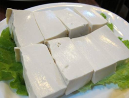 蠶豆和豆腐能一起吃嗎？蠶豆和豆腐能一起煮嗎？