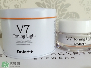 蒂佳婷素顏霜孕婦可以用嗎？v7素顏霜孕婦可以用嗎