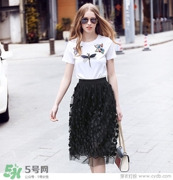 6月份穿什么衣服？六月份穿衣搭配