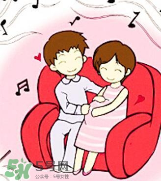 孕婦摸肚子對胎兒有什么危害嗎？孕婦摸肚子的正確方法？