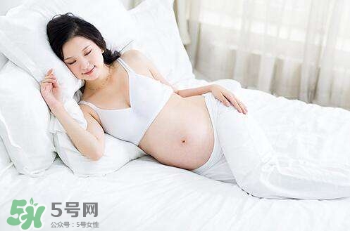 孕婦摸肚子會繞頸嗎？孕婦摸肚子胎兒能感受到嗎？