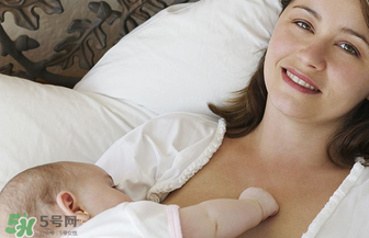 正常母乳是什么顏色？什么顏色的母乳營(yíng)養(yǎng)高？