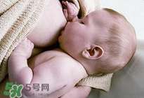 哺乳期奶水時(shí)多時(shí)少是什么原因？哺乳期奶水時(shí)多時(shí)少怎么辦？