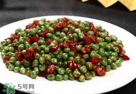 豌豆和牛肉能一起吃嗎？豌豆能和牛肉一起吃嗎？