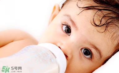 寶寶的眉毛剃掉后會變得更濃密嗎？ 寶寶眉毛剃掉的危害