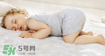 孩子發(fā)燒到39度該怎么辦？ 孩子39度能用物理降溫嗎？