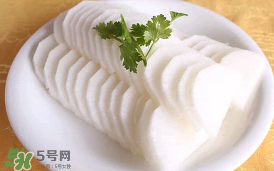黑魚能和蘿卜一起吃嗎？黑魚能和胡蘿卜同食嗎