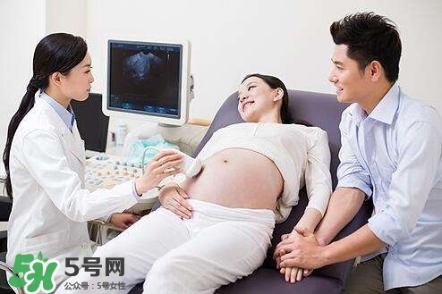 四維彩超能看出男女嗎？四維彩超能看清手指嗎？