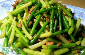 蒜薹可以和什么炒？蒜薹可以炒什么