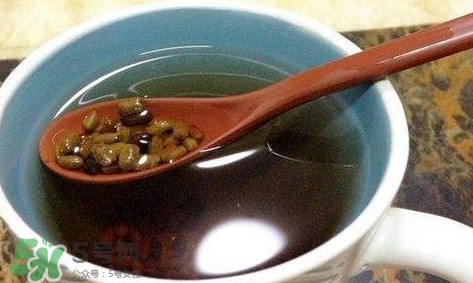 決明子泡水喝要炒熟嗎？決明子泡水的功效