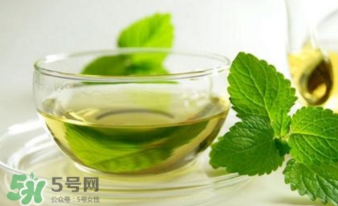 吃什么對(duì)眼睛好？吃什么對(duì)眼睛不好