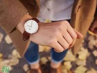 dw手表和天梭哪個好？dw手表和天梭手表哪個檔次高？