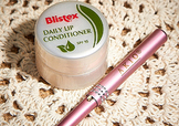 Blistex碧唇小白罐和小藍罐哪個好？百蕾適小白罐和小藍罐對比