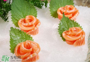 三文魚放冷藏還是冷凍？三文魚冷藏好還是冷凍好？