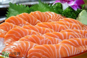 三文魚放冷藏還是冷凍？三文魚冷藏好還是冷凍好？