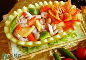 甜瓜和蝦能一起吃嗎？吃蝦還可以吃甜瓜嗎？
