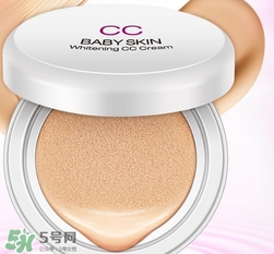 用cc霜之后要用散粉嗎？用cc霜之后要用蜜粉定妝嗎？