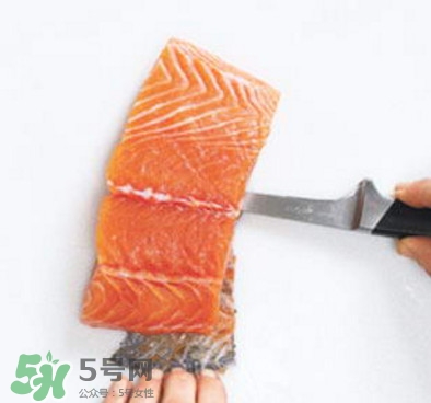 三文魚有刺嗎？三文魚的刺怎么處理