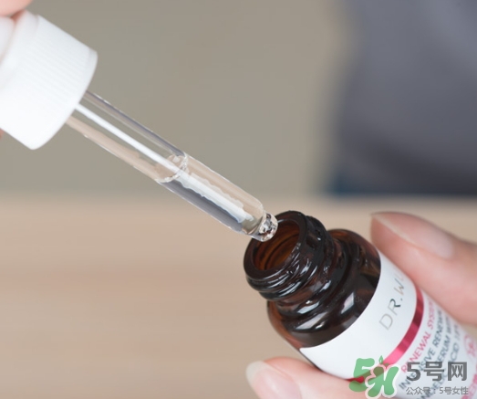 dr.wu達(dá)爾膚杏仁酸18怎么用？dr.wu杏仁酸18使用方法