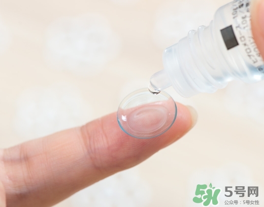 獅王隱形眼鏡輔助液怎么用？獅王隱形眼鏡輔助液使用方法
