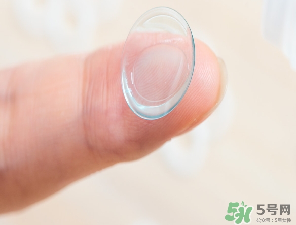 獅王隱形眼鏡輔助液怎么用？獅王隱形眼鏡輔助液使用方法