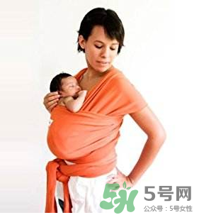 背巾適合多大的寶寶？背巾寶寶多大可以用？