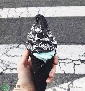 炭黑冰淇淋好吃嗎？炭黑冰淇淋哪里買？