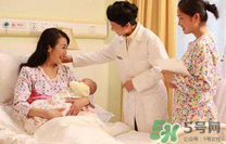 夏天做月子穿什么鞋？夏天做月子如何選擇鞋子？