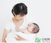 夏天坐月子可以天天洗澡嗎？夏季坐月子能洗澡嗎？