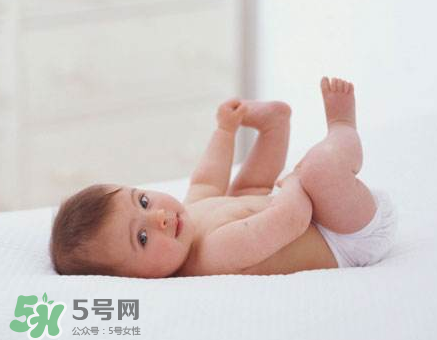 寶寶尿布疹可以擦紅霉素軟膏嗎？紅霉素軟膏對(duì)尿布疹有效嗎？