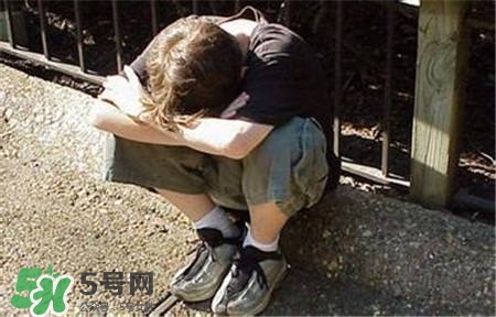 孩子遺精家長(zhǎng)怎么解決？第一次遺精怎么處理？