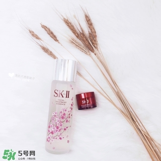 sk2櫻花版和普通版的區(qū)別 skii櫻花神仙水和普通版哪個貴？